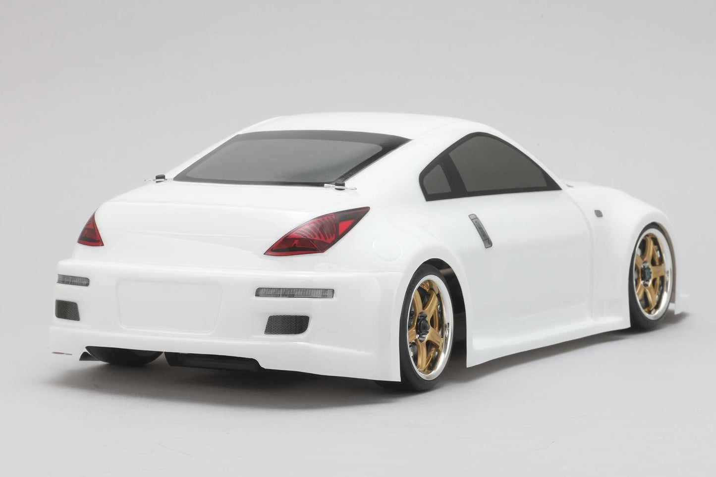 SD-Z33BB Yokomo NISSAN ORC Z33 Body w/Light Decal