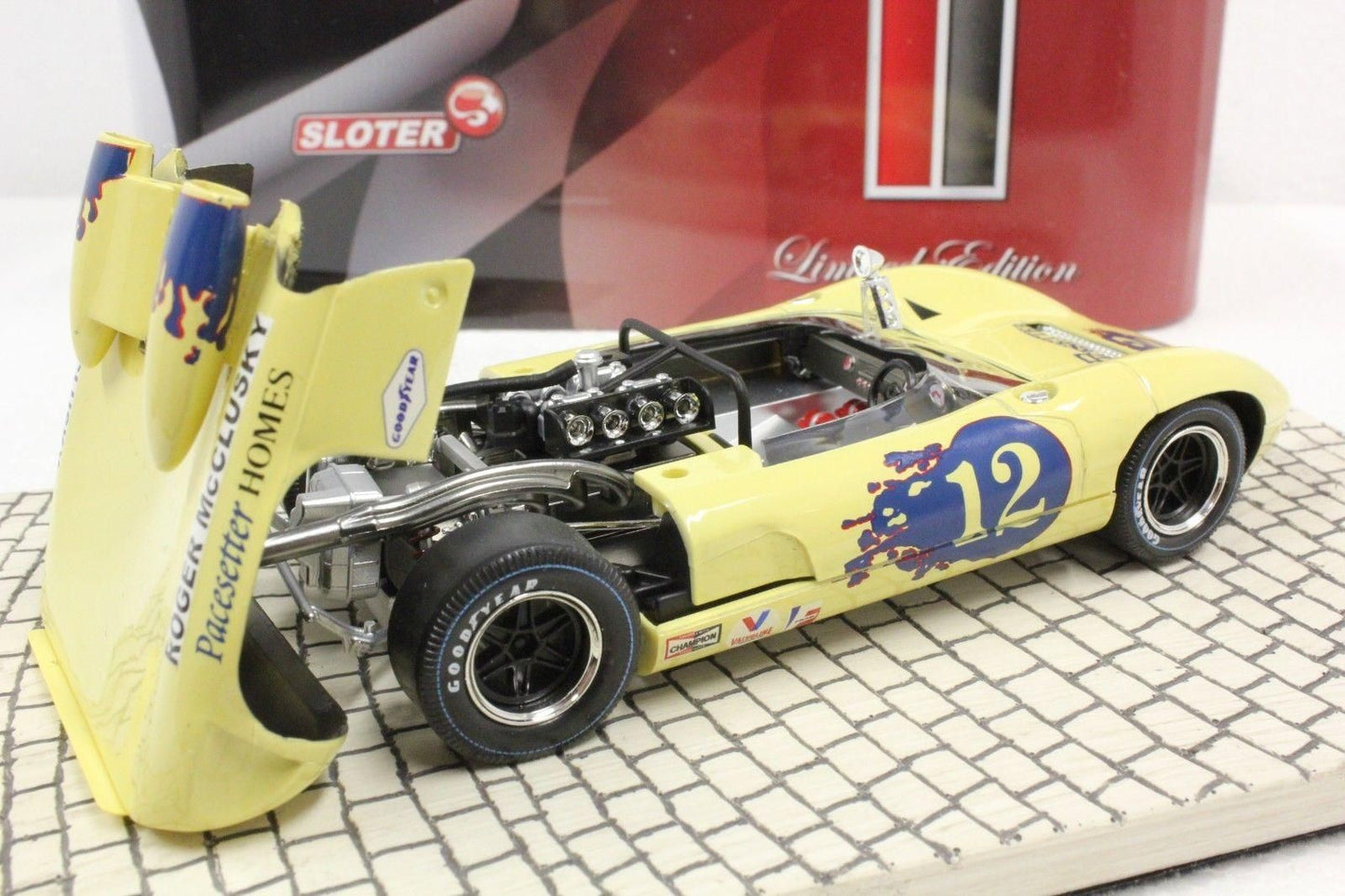 Sloter Lola T70 Spyder Mosport 1967 1/32 Slot Car 9516 for Slot.it NSR