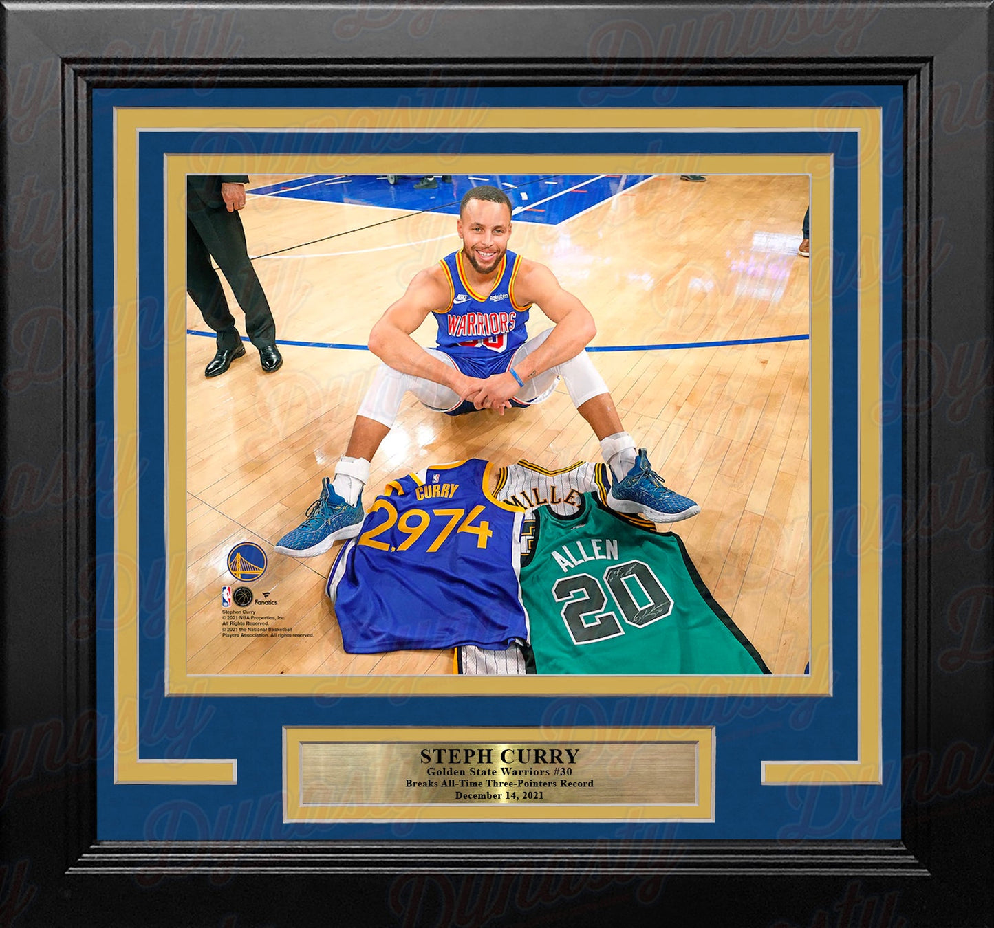 Steph Curry with 3-Point Record Jerseys Golden State Warriors 8" x 10" Framed Basketball Photo