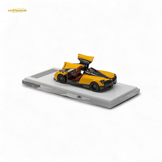 HKM Premium Huayra Coupe 2014 Orange Yellow 1:64