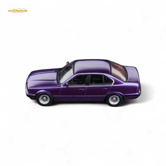 DCM BMW E34 5-Series Sedan Daytona Roland Purple 1:64