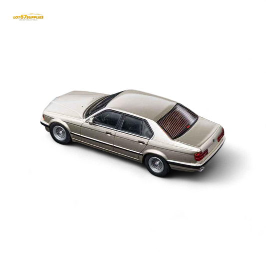 DCM BMW E32 7-Series Sedan Cashmere Beagle Gold 1:64