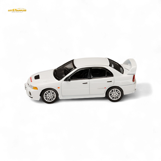 Hobby Japan Mitsubishi Lancer Evolution IV White 1:64