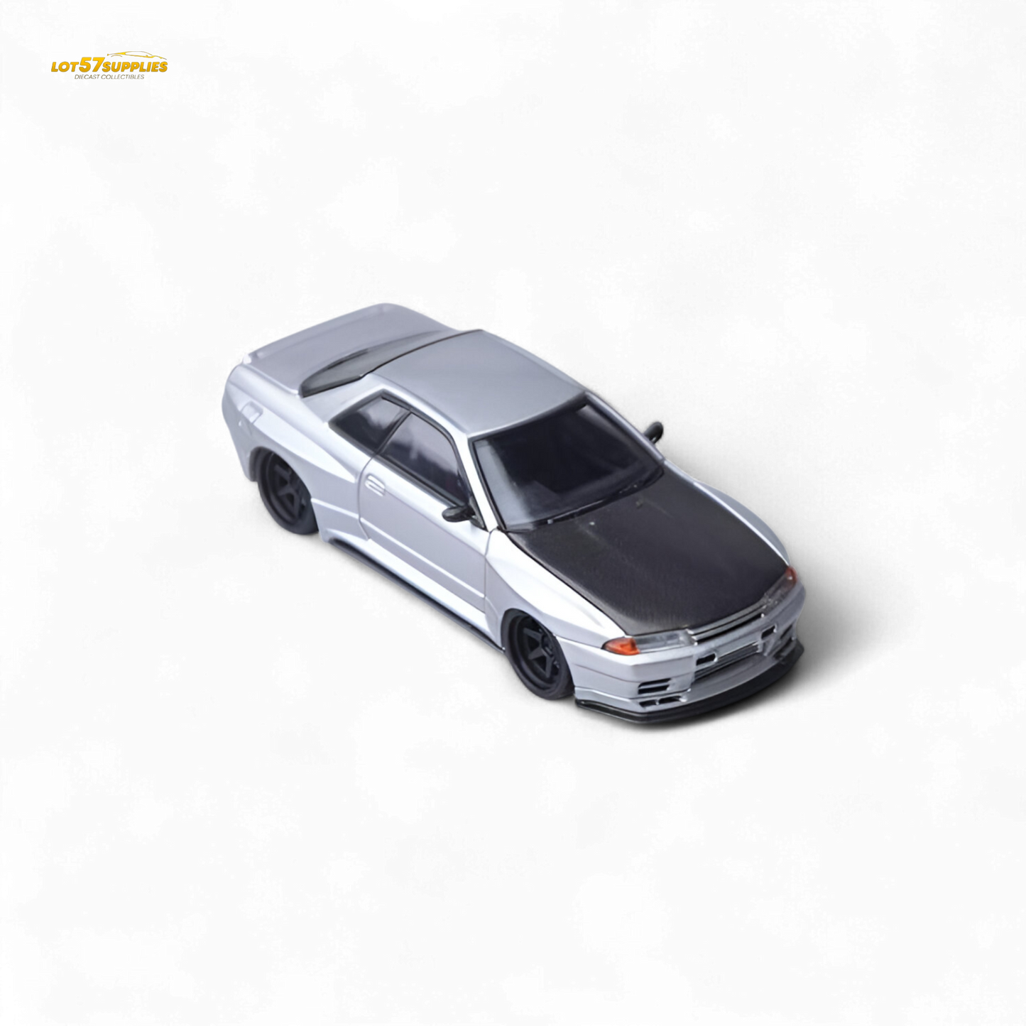 Focal Horizon Skyline GT-R R32 Silver Garage Active 1:64