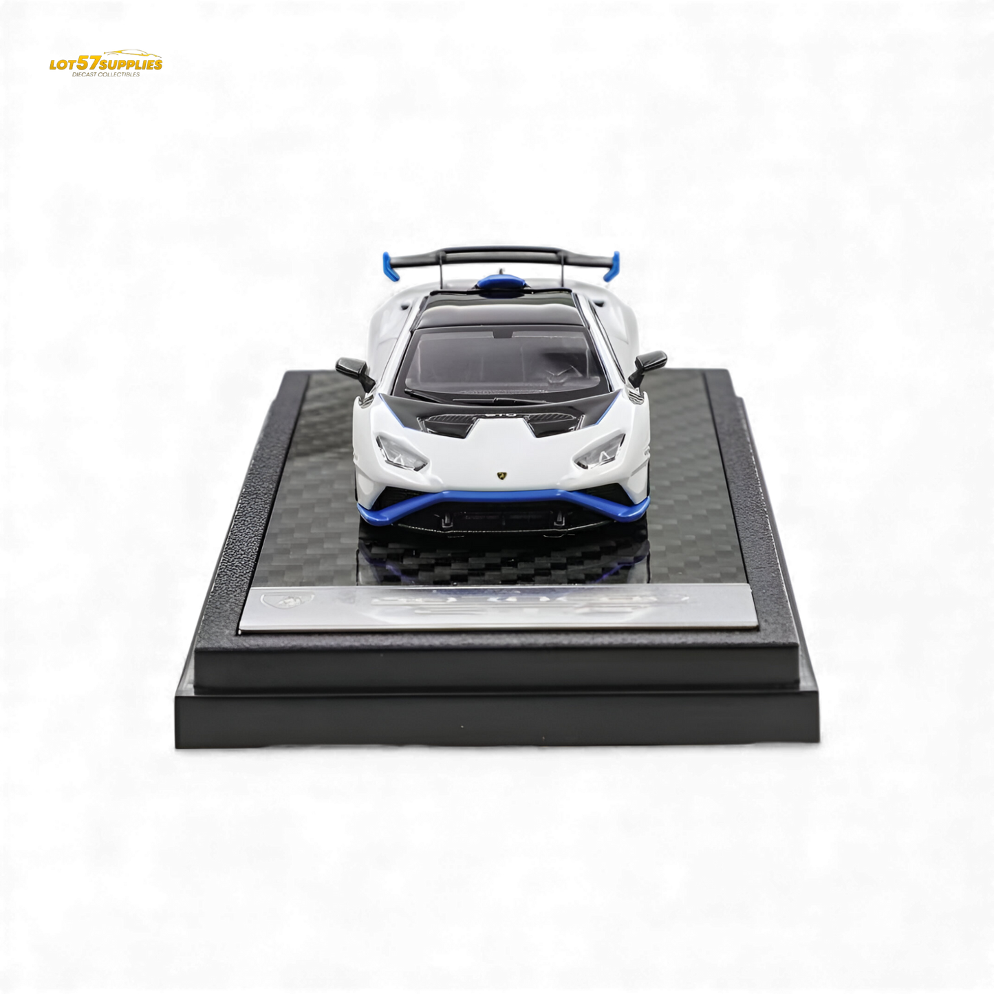 LCD Lamborghini Huracan STO White 1:64