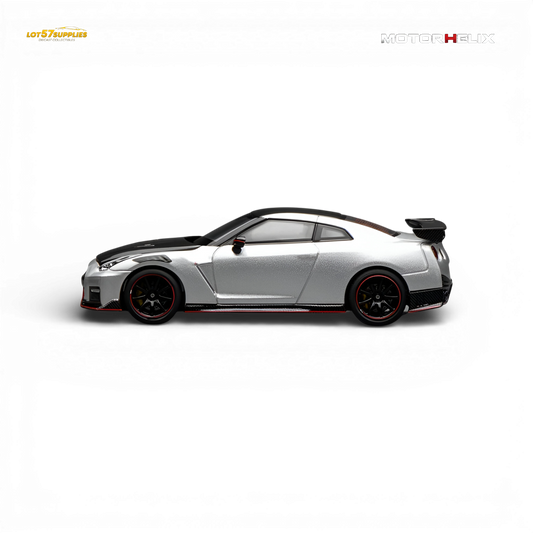 Motorhelix Nissan GT-R NISMO (R35) Special Edition 2022 - Ultimate Metal Silver 1:64