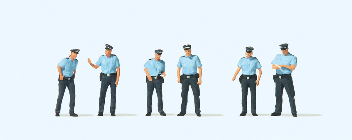 Preiser 10743 HO Scale German Police Summer Uniforms Set