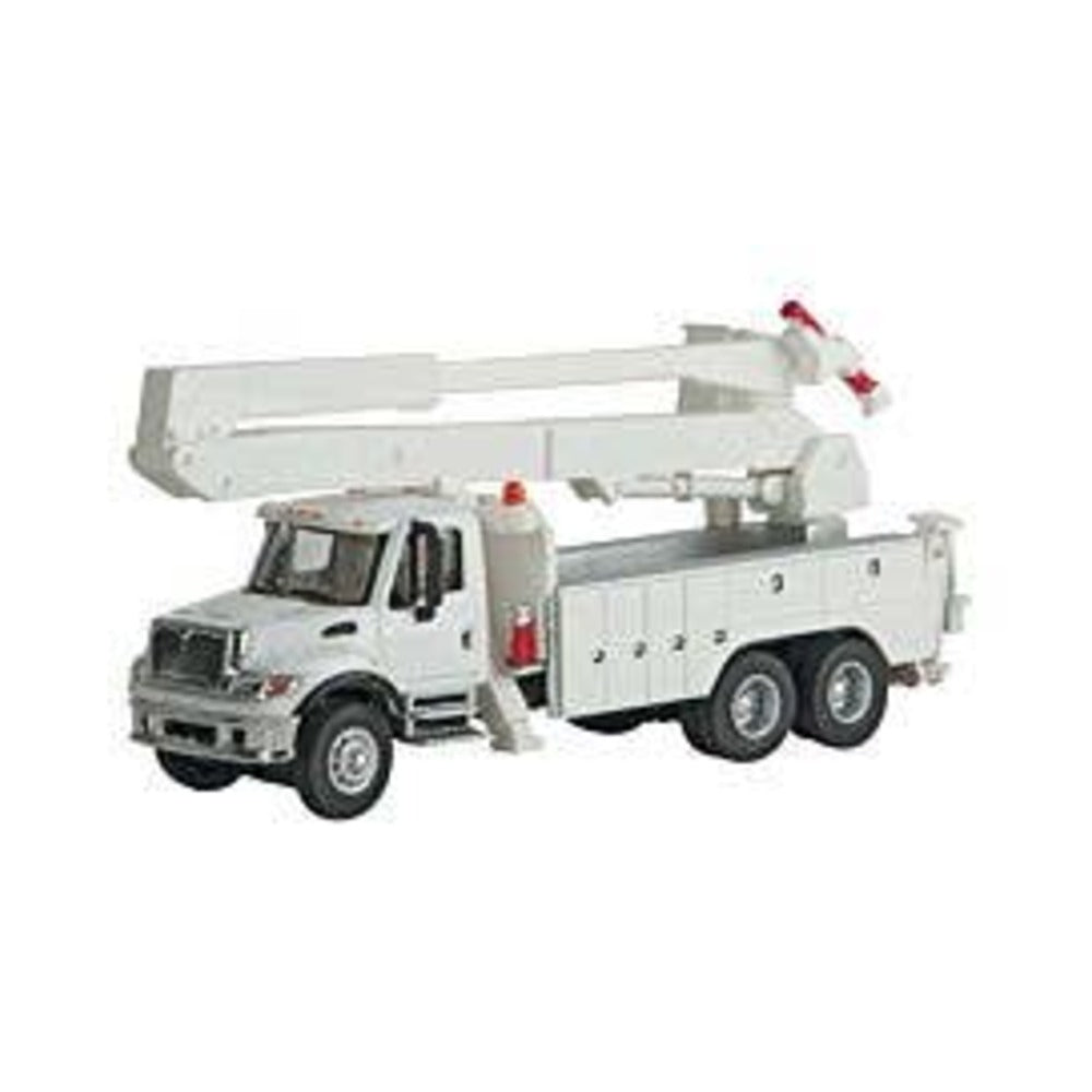 Walthers SceneMaster 949-11754 HO Intl 7600 Bucket Truck - White