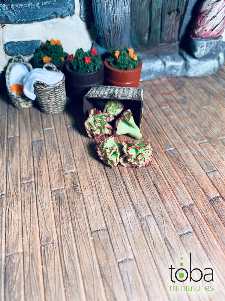 Toba Miniatures 1052 1/12 Scale Lettuce (5)