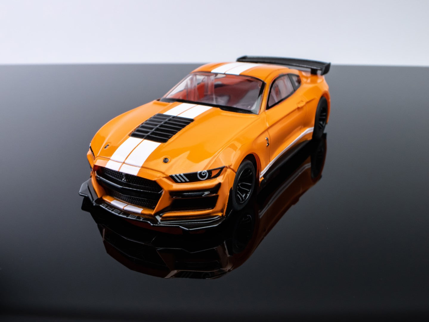 AFX 2021 Ford Mustang GT500 & Chevy Camaro ZL1 HO Slot Car 22069 22079
