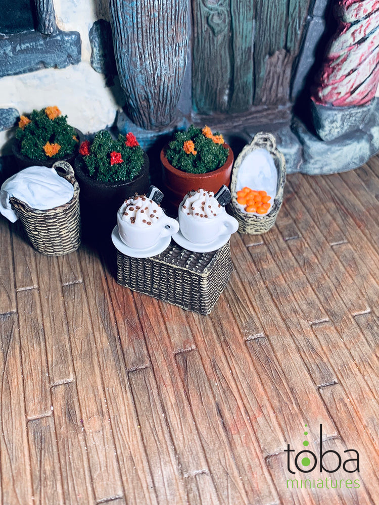 Toba Miniatures 1124 1/12 Scale Chocolate Cookie Lattes with Saucers (2)
