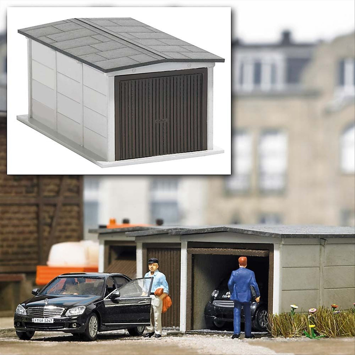 Busch 1480 HO Scale One-Car Garage Kit