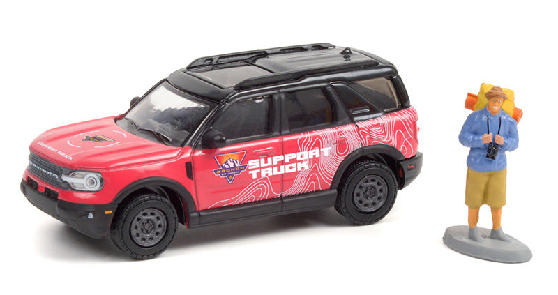 Greenlight 97110-F 1/64 Scale Off-Roadeo Adventure Support Truck