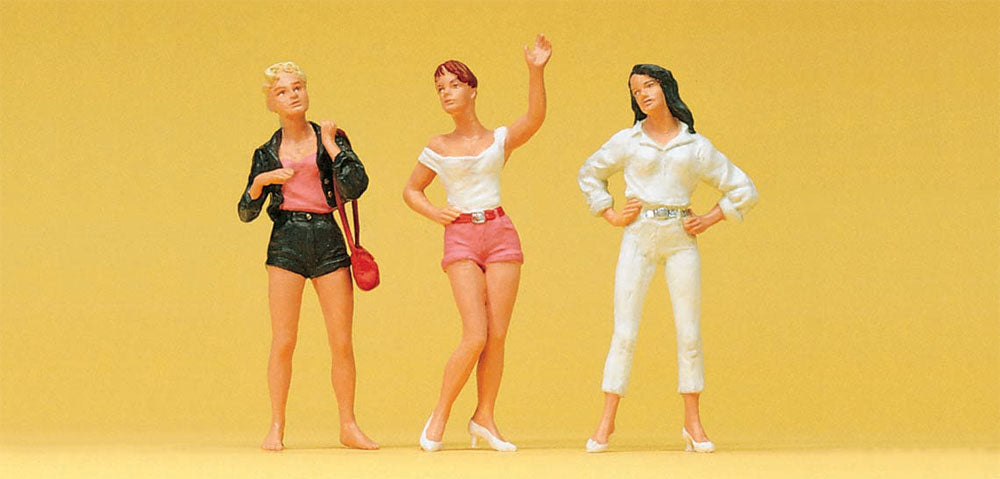 Preiser 65312 O Scale Teenage Girls Figure Set, pkg(3)