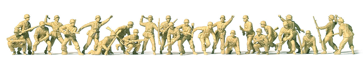 Preiser 16627 HO WWII German Africa Corps in Combat Figure Kit