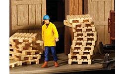 Walthers SceneMaster 949-4129 HO Wood Pallets Kit (12)