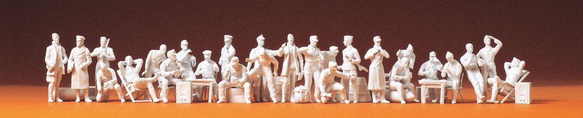 Preiser 16502 HO Scale WWII Luftwaffe Pilots & Crew Kit, 26