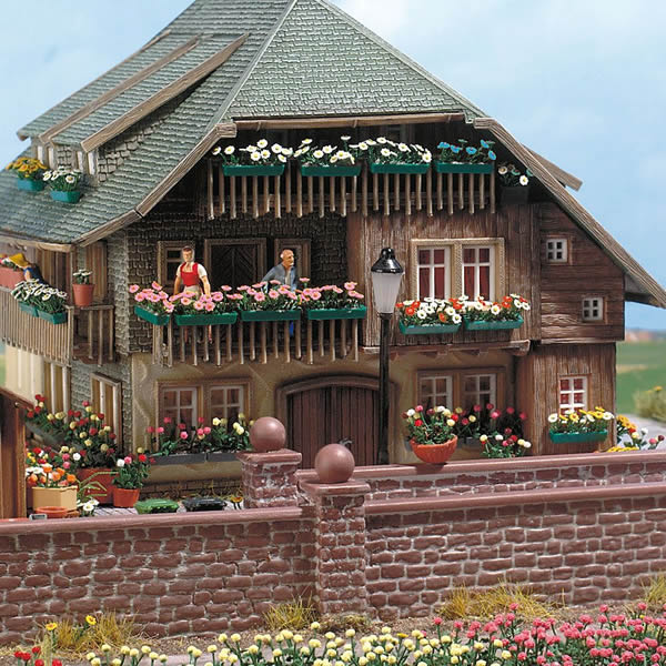 Busch 1208 HO Scale Window Box Set -- Kit - 6 Window Boxes with Flowers
