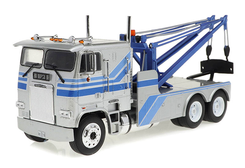 Greenlight 86632 1/43 Scale 1984 Freightliner Fla 9664 Tow Truck
