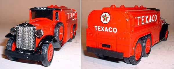 Ertl 9330 1/30 Texaco #7 1930 Diamond-T Tanker Truck Bank