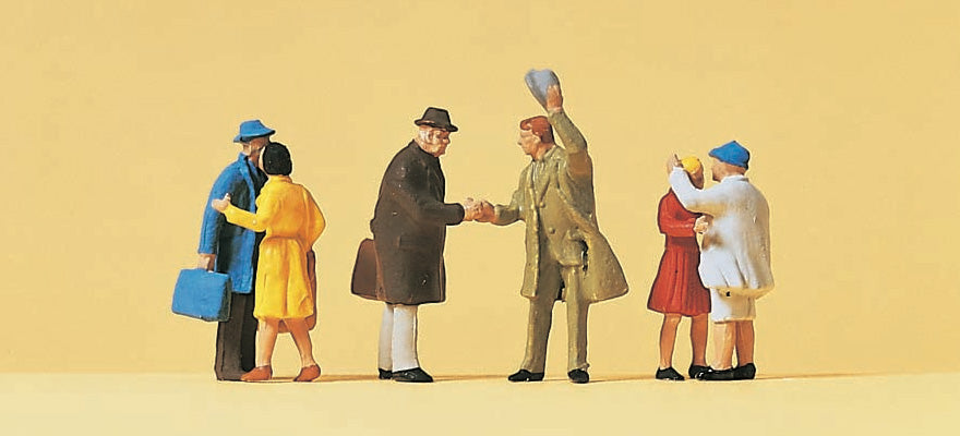 Preiser 14028 HO Scale Arriving Passengers Figure Set