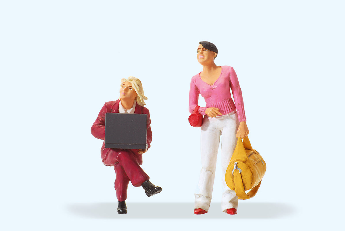 Preiser 44904 G Scale Two Girls Figure Set