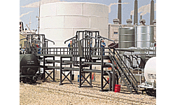 Walthers Cornerstone 933-3104 HO Oil Loading Platform Kit