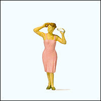 Preiser 28120 HO Scale People Working Styling Her Hair