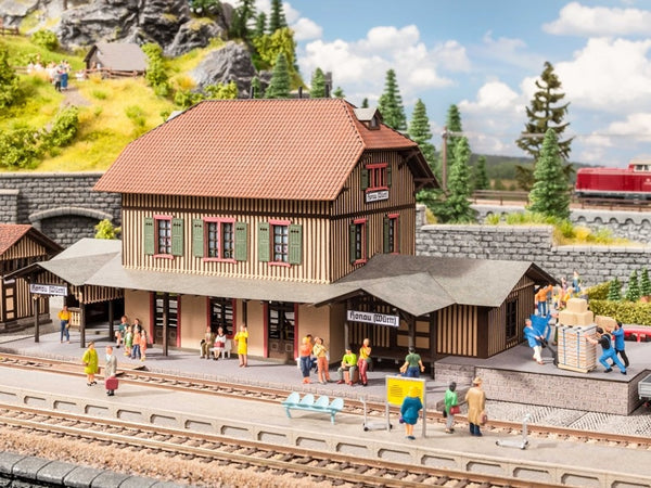 Noch 66007 HO Scale Honau Station and Loading Ramp -- Laser-Cut Kit