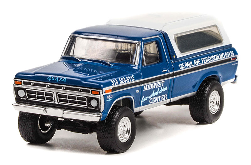 Greenlight 30345 1/64 1974 Ford F-250 Pickup with Camper Shell