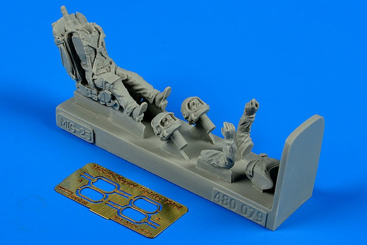Aerobonus 480079 1/48 Soviet MiG25 Fighter Pilot w/Ejection Seat