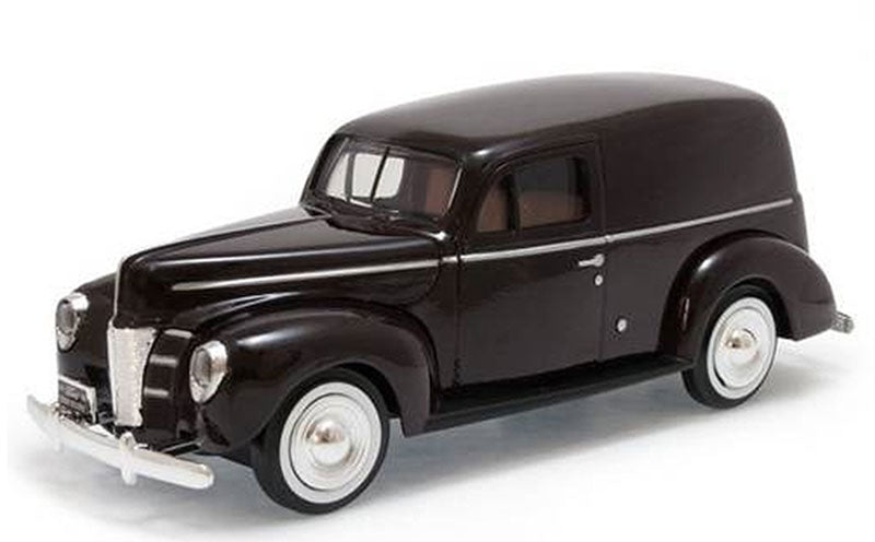 Motormax 73250AC-BR 1/24 Scale 1940 Ford Sedan Delivery