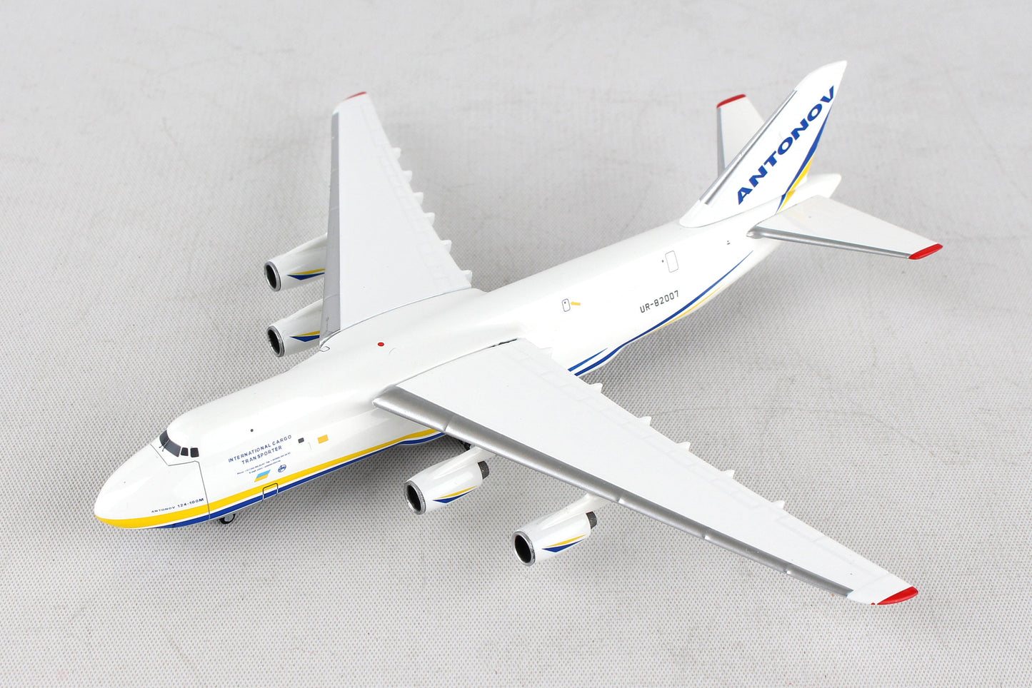 Herpa Wings HE526777-001 Antonov An124 1/500 Ur-82007