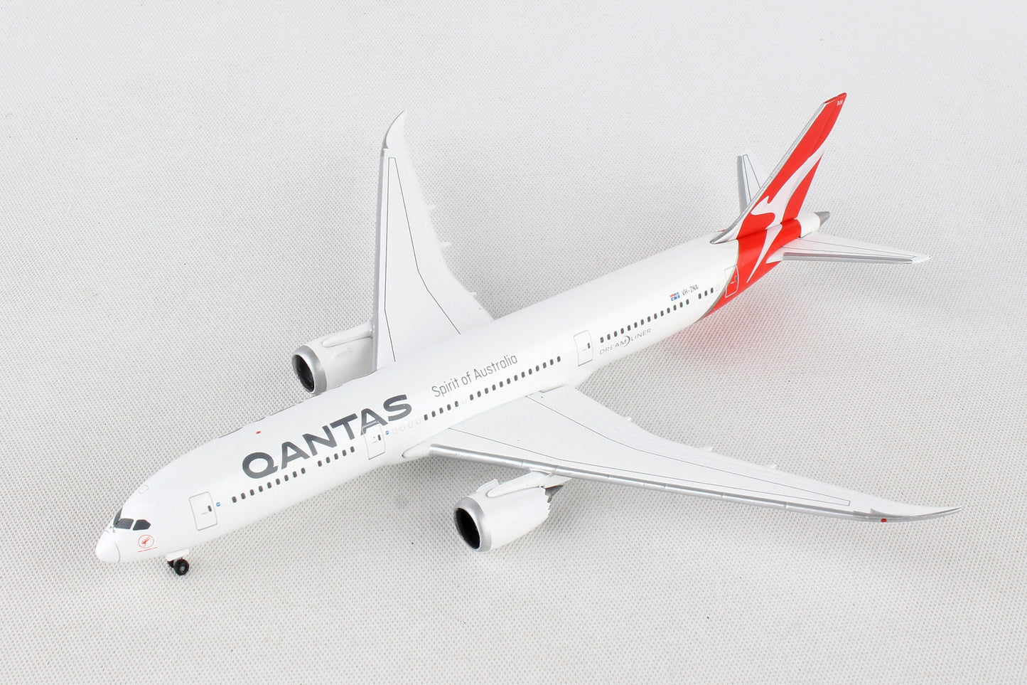 Herpa Wings HE530545 Qantas 787-9 1/500 New Livery