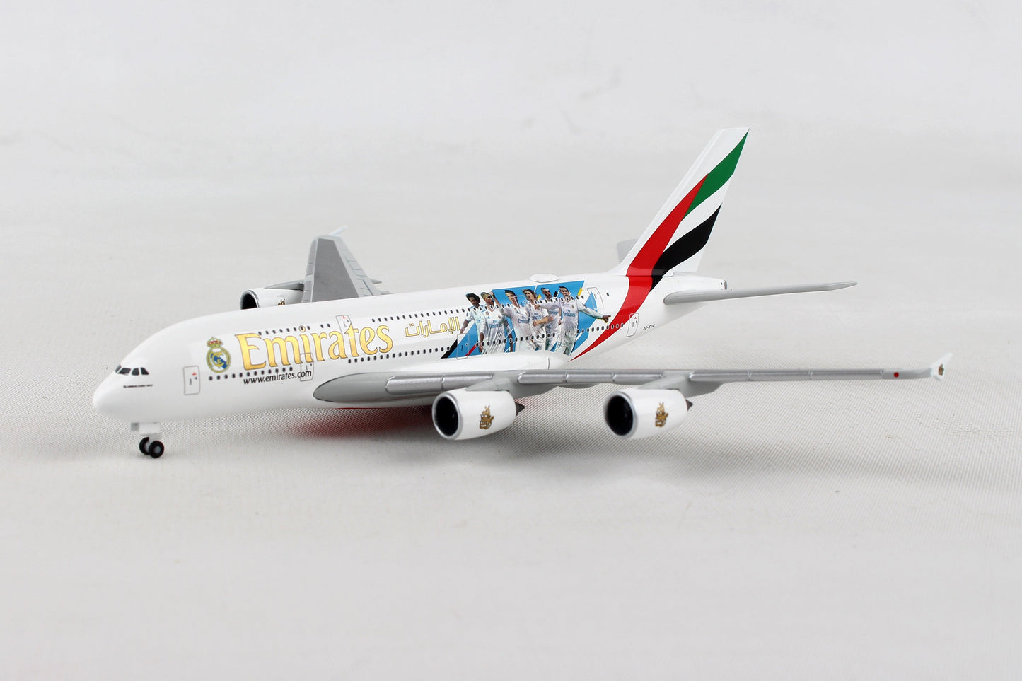 Herpa Wings HE531931 Emirates A380 1/500 Real Madrid 2018