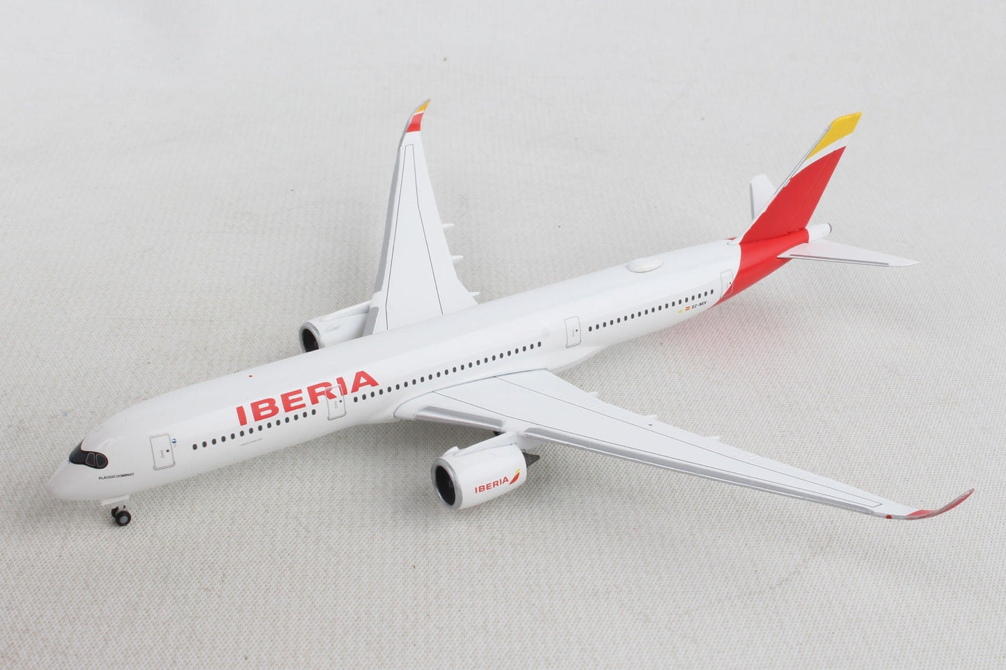 Herpa Wings HE532617 Iberia A350-900 1/500