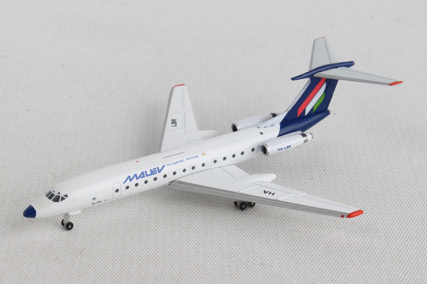 Herpa Wings HE532914 Malev Tu134A3 1/500