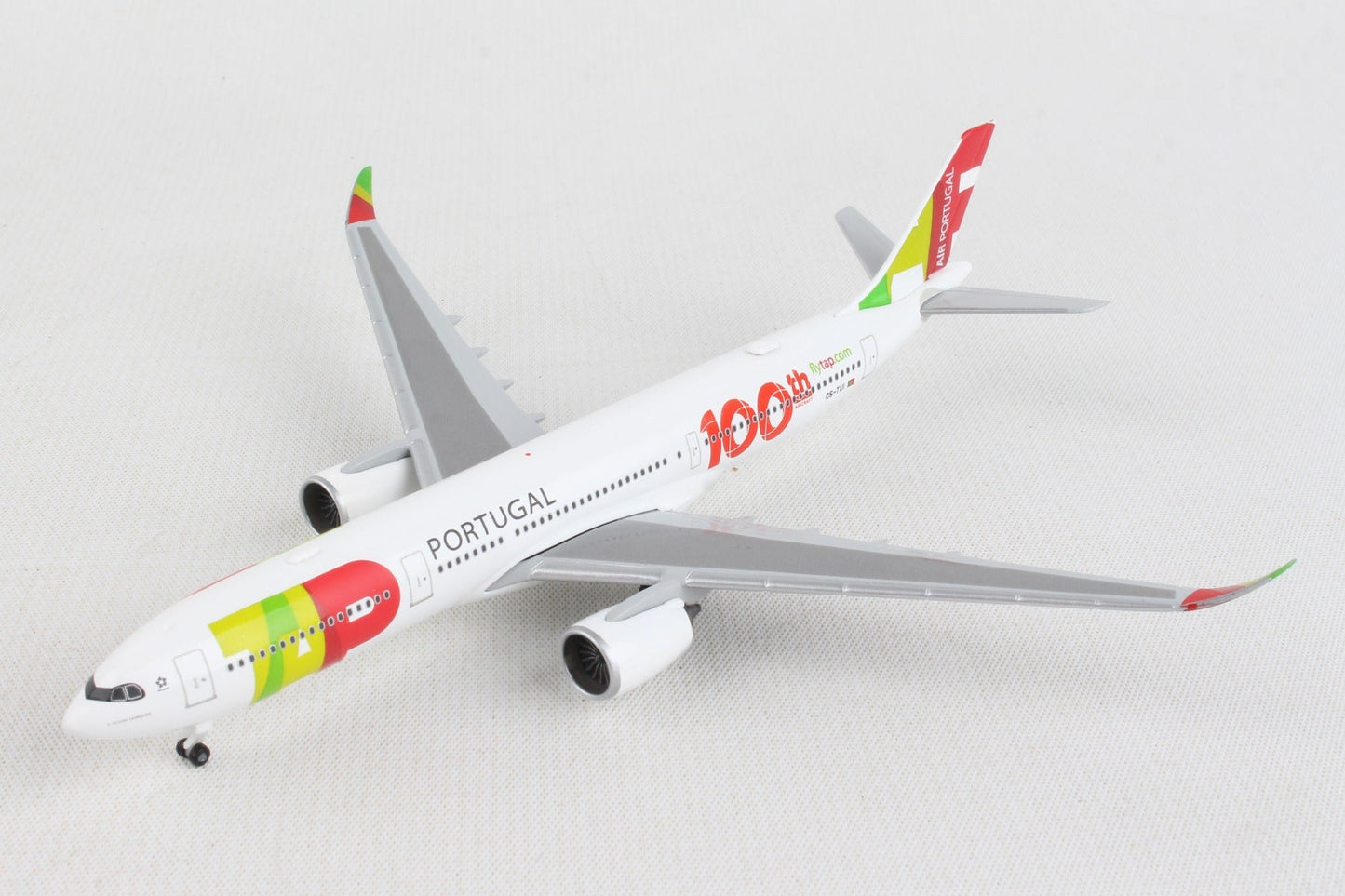 Herpa Wings HE533843 Tap A330-900Neo 1/500 100Th Aircraft