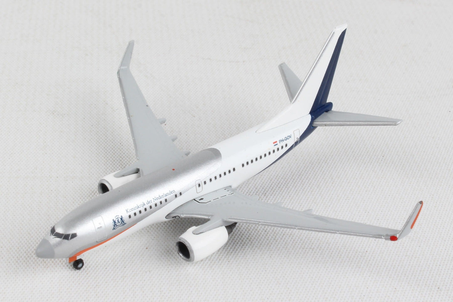 Herpa Wings HE533973 Netherlands Government 737-700Bbj 1/500