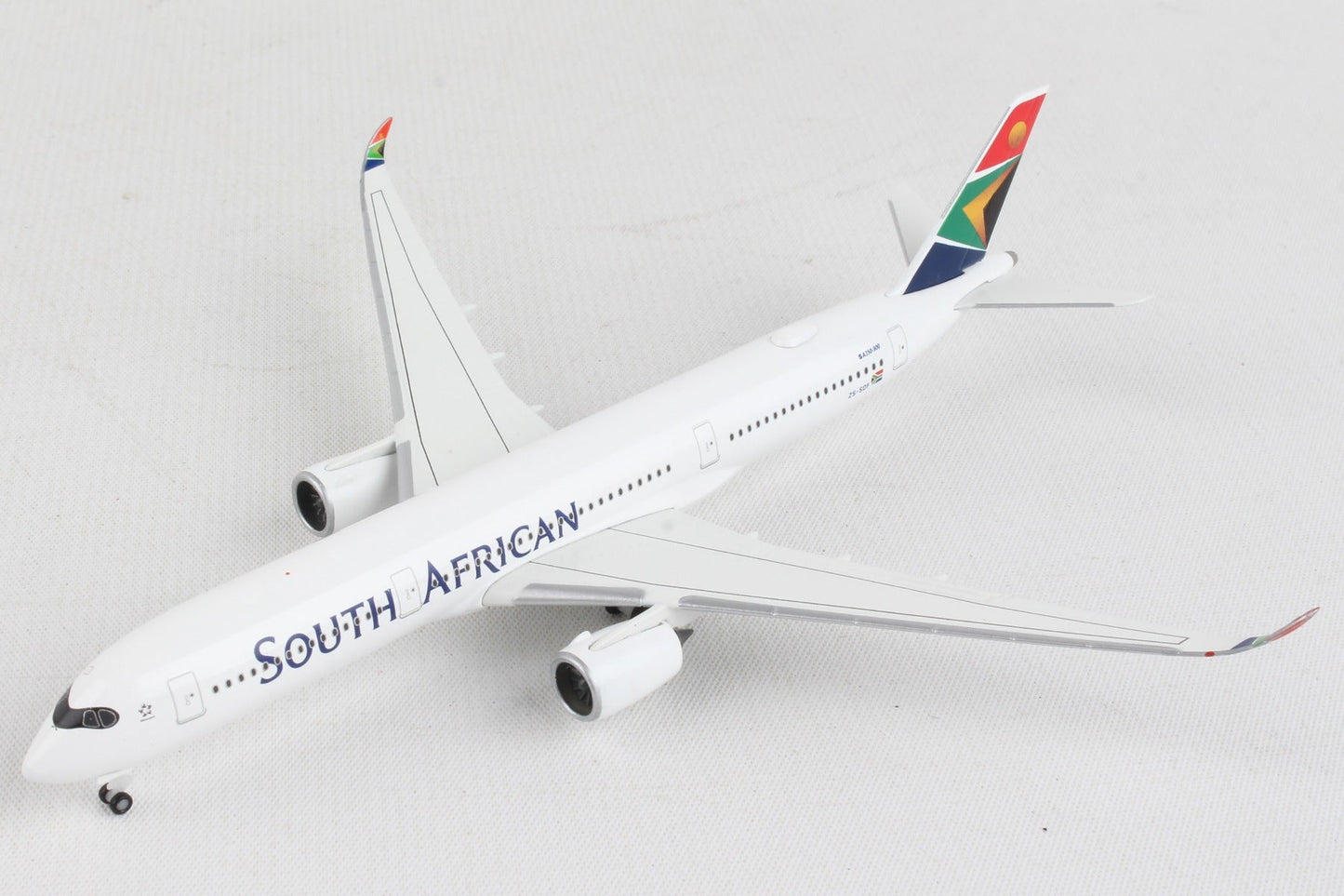 Herpa Wings HE534390 South African A350-900 1/500