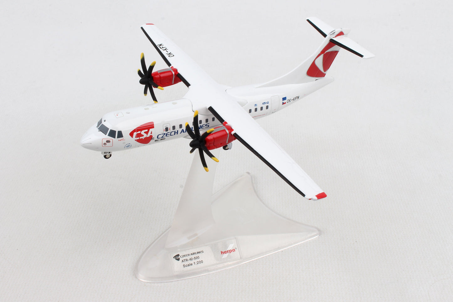 Herpa Wings HE559256 Csa Atr42-500 1/200
