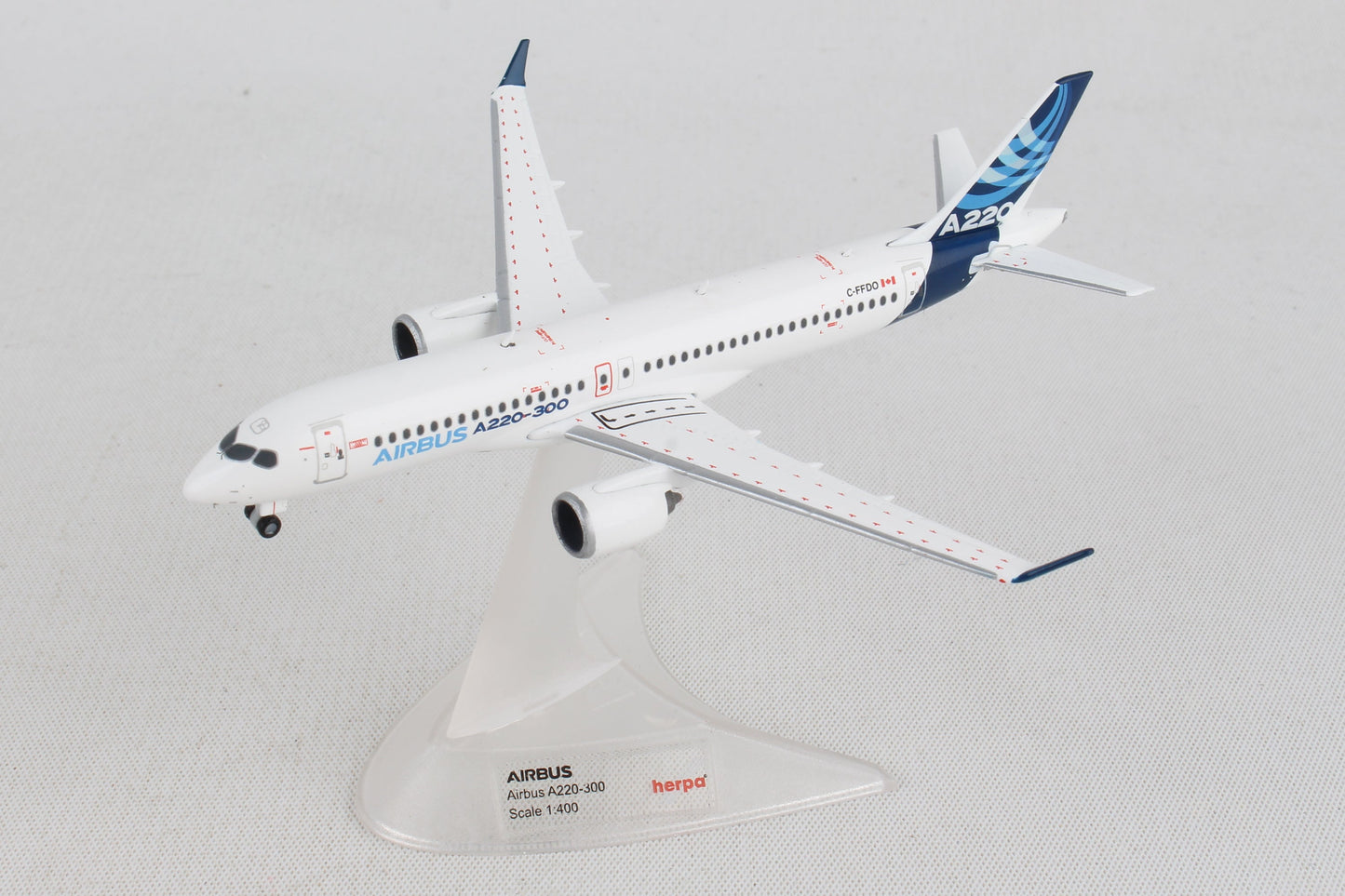 Herpa Wings HE562690 Airbus House A220-300 1/400