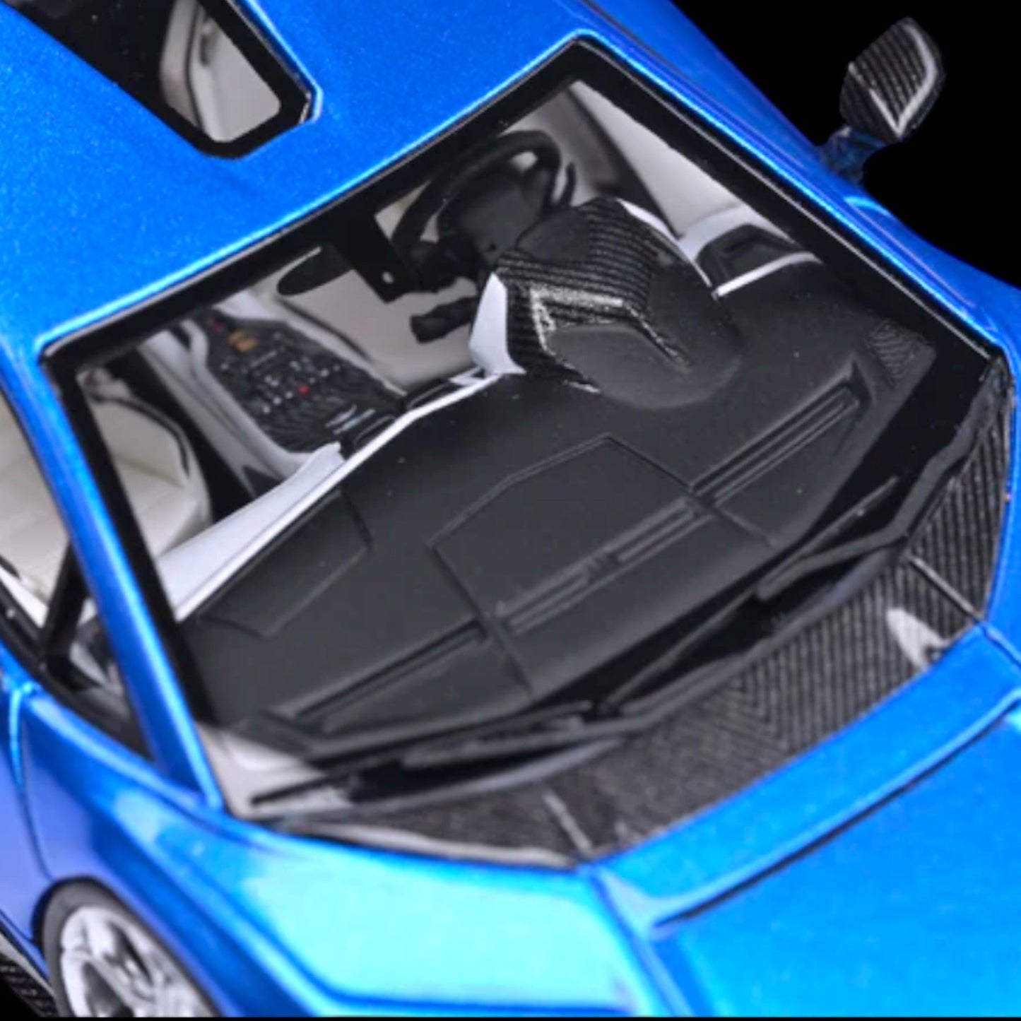 FuelMe Model Countach LPI 800-4 Dark Blue 1:64