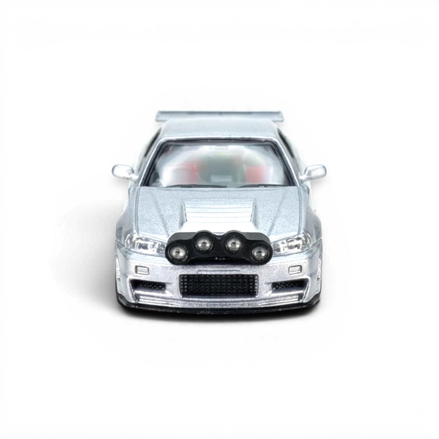 Street Weapon Nissan R34 GT-R Silver Snow Drift 1:64