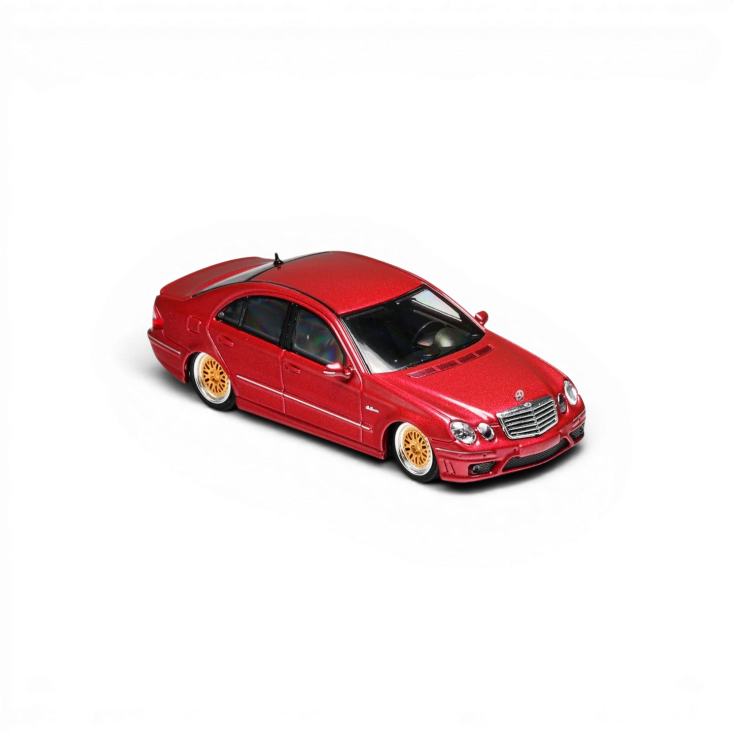 MK Model Mercedes-Benz E63 AMG W211 Lowered Red 1:64