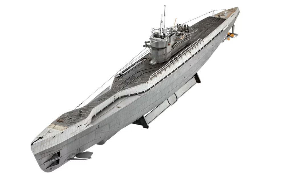 Revell 5167 1/144 German Type IX C/40 U190 Submarine