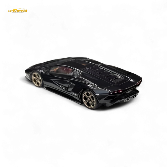 FuelMe Model Countach LPI 800-4 Nero Maia Black 1:64