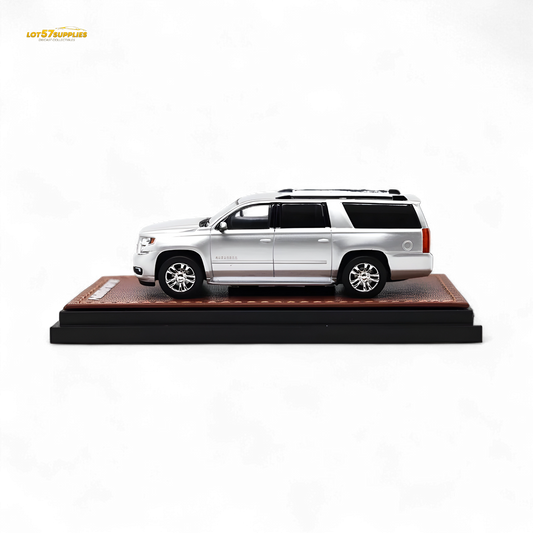 GOC Chevrolet Suburban 2015 Silver 1:64