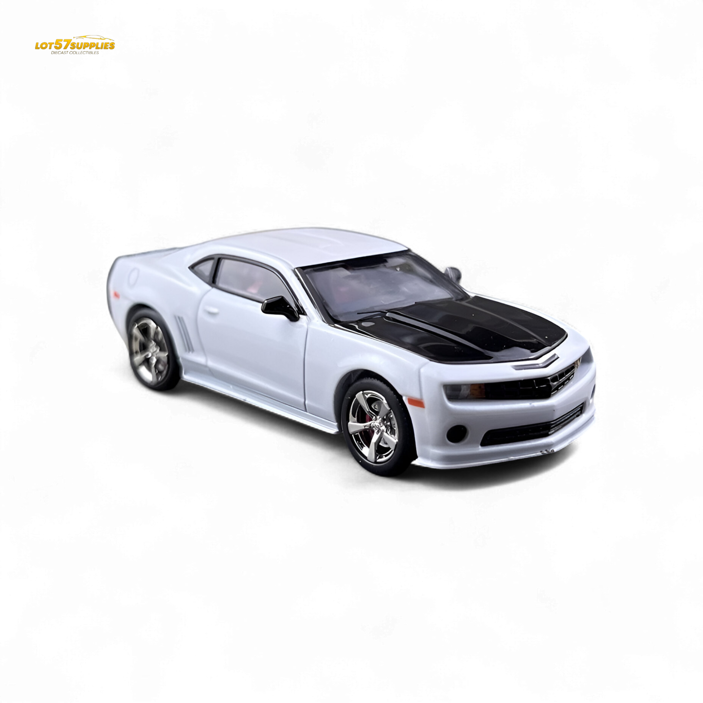 FineWorks64 Chevrolet Camaro Bumblebee - Pearl White 1:64