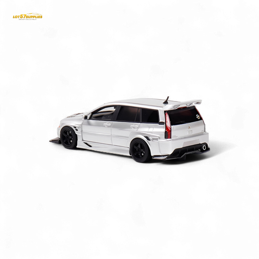 404ERROR Mitsubishi Lancer EVO 9 Wagon Glossy Silver 1:64